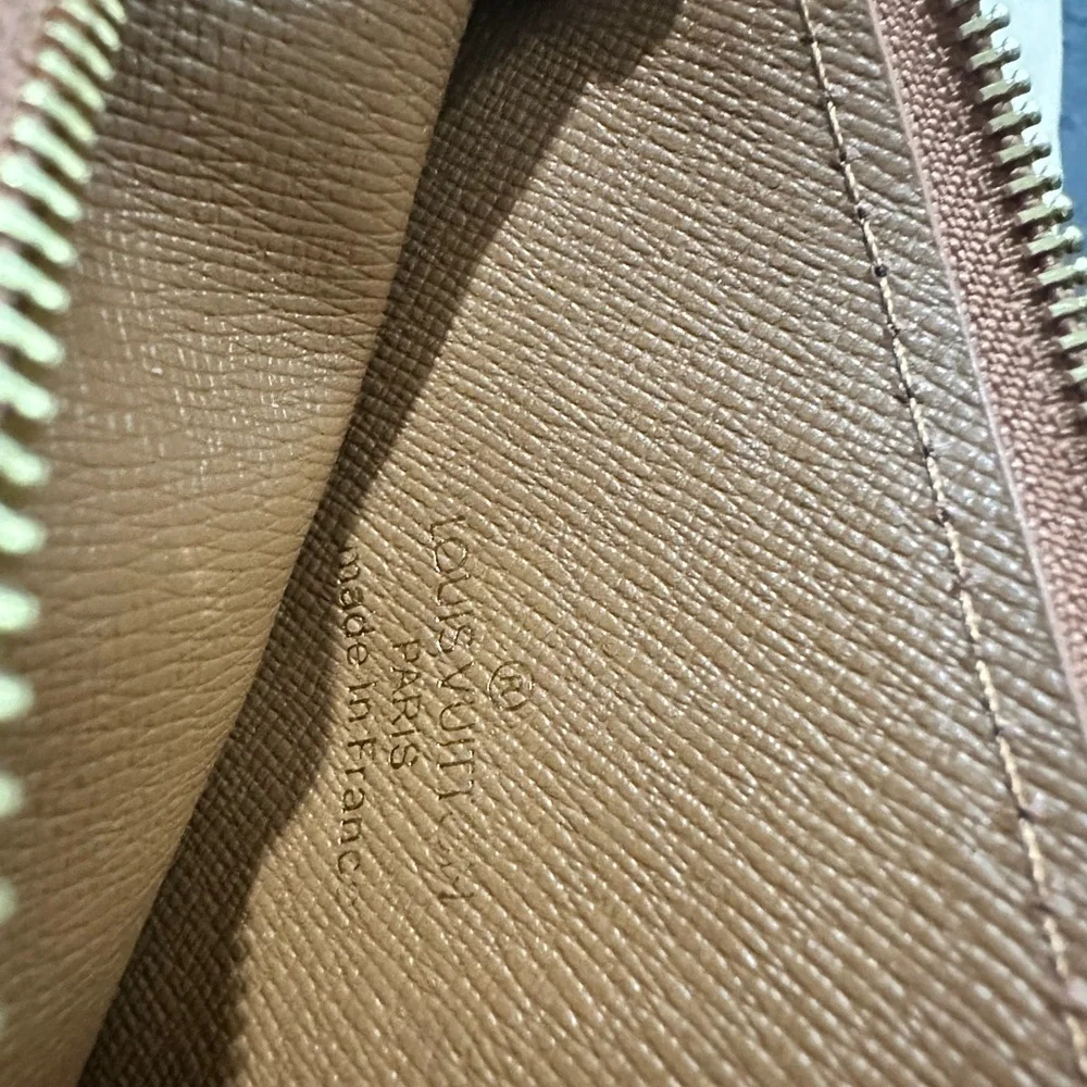 Recto Verso Zippy Card Holder Key Pouch - Picture 5 of 5